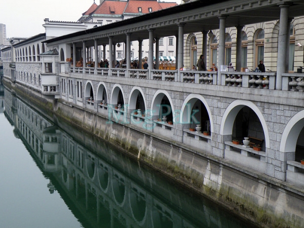 854863_Old_Town_Ljubljana_view.jpg
