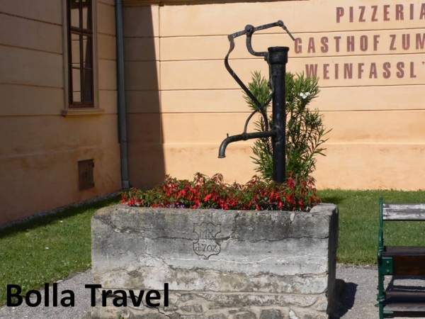 Bolla_Travel.jpg
