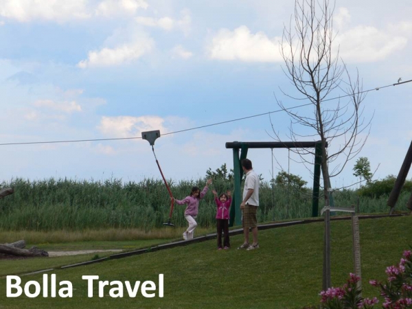 Bolla_Travel56.jpg