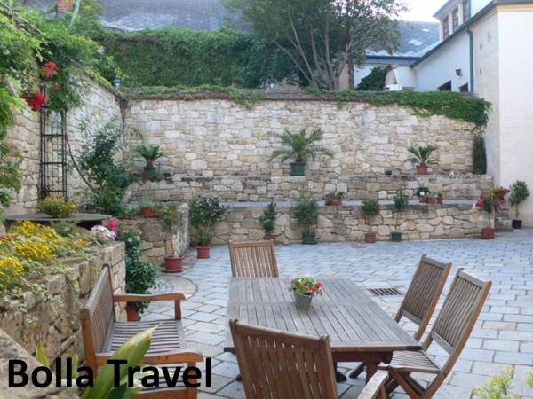 Bolla_Travel74.jpg