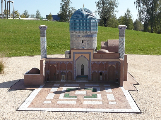 Minimundus_Gur_Emir_Mausoleum_Samarkand_Usbekistan.jpg